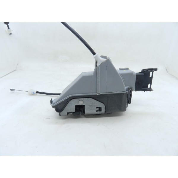 Trava Elétrica Traseira Esquerda Peugeot 3008 Thp 1.6 2016