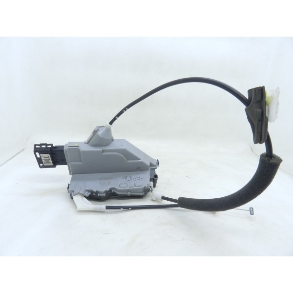 Trava Elétrica Traseira Esquerda Peugeot 3008 Thp 1.6 2016