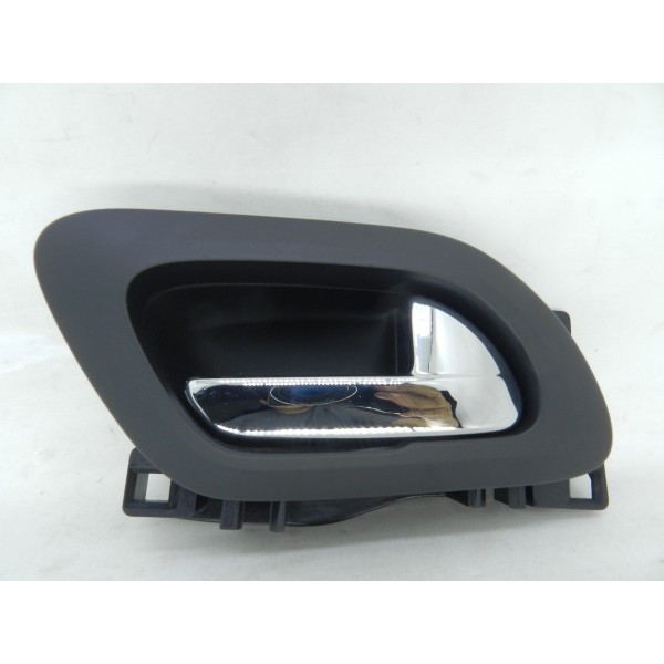 Maçaneta Interna Dianteira Esquerda Peugeot 3008 Thp 1.6 16 Preto Dianteira/traseira
