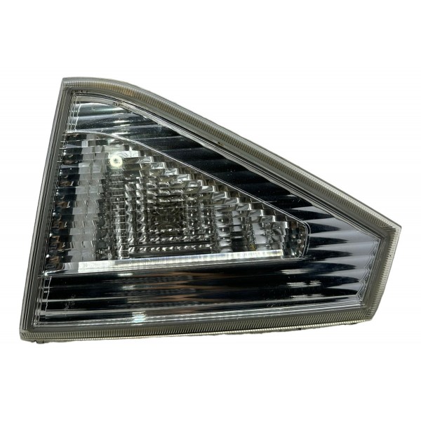 Lanterna Tampa Traseira Direita Subaru Impreza 2.0 2011 Direito/passageiro Transparente