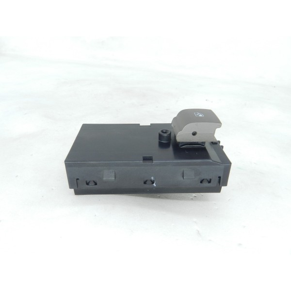 Botao Comando Vidro Dianteiro Direito Gm Cruze 1.4 Turbo 18