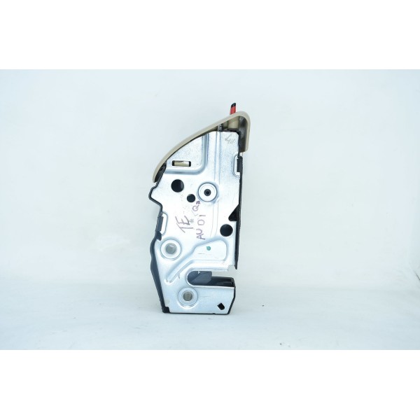 Trava Banco Traseiro Direito Audi Q3 2.0 2014