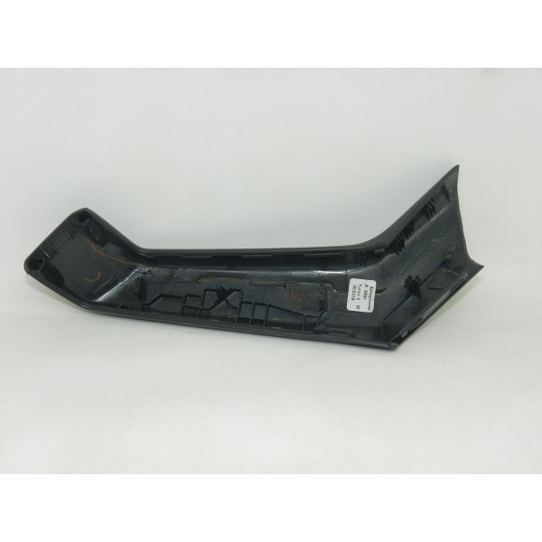 Moldura Puxador Traseiro Esquerdo Virtus Polo Tsi 1.0 2020 Traseira