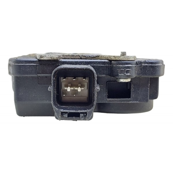 Trava Eletrica Porta Traseira Direita Tucson 2.0 2012