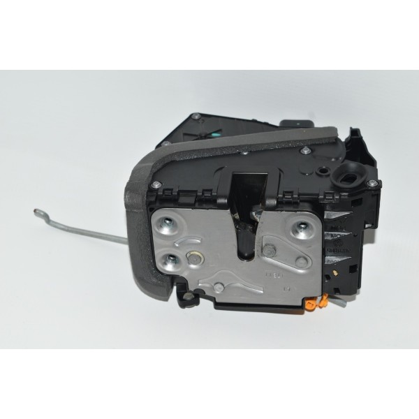 Trava Elétrica Da Porta Dianteiro Esquerda Gm Onix 1.0