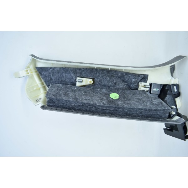 Acabamento Moldura Coluna Traseira Direita Audi A3 1.4 17