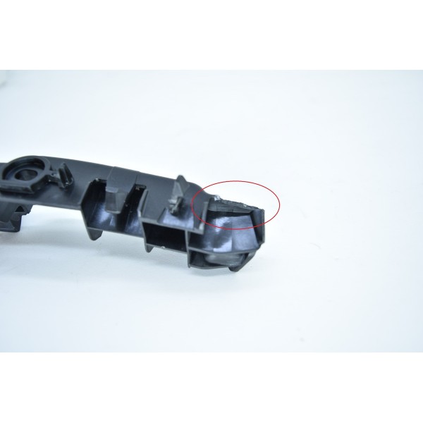 Guia Parachoque Dianteiro Esquerdo Audi A3 Tfsi 1.4 2017