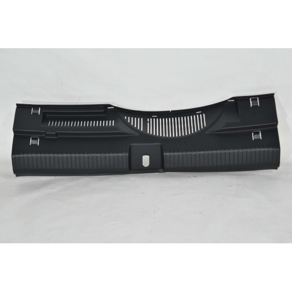 Acabamento Moldura Porta Malas Polo Tsi 1.0 20 (descrição)