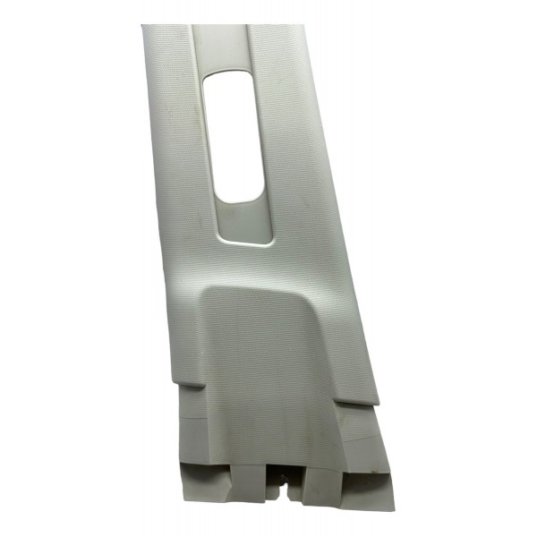 Acabamento Traseiro Esquerdo Subaru Impreza 2.0 2011