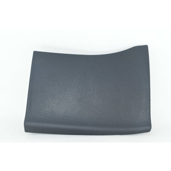 Acabamento Inferior Painel Dianteiro Esquerdo Peugeot 308 14