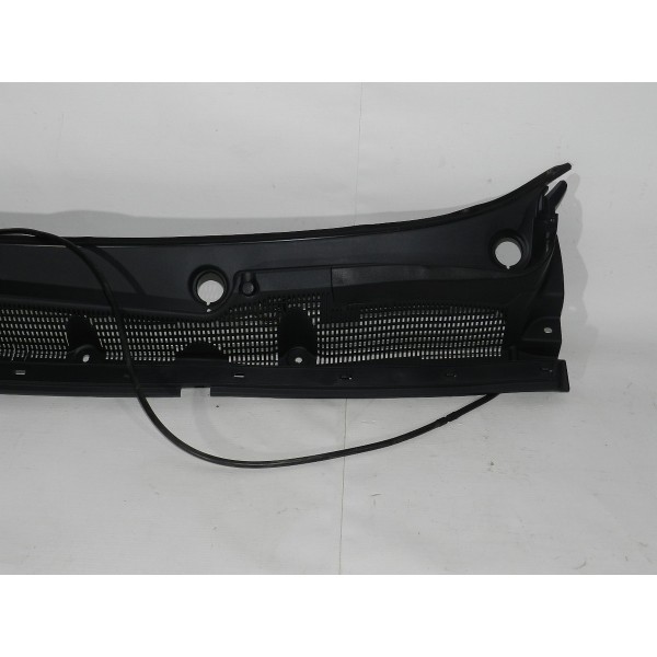 Churrasqueira Do Capo Parabrisa Tracker 2017/18 - Descrição