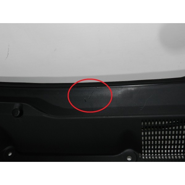 Churrasqueira Do Capo Parabrisa Tracker 2017/18 - Descrição