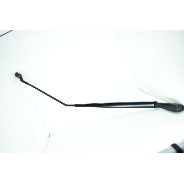 Haste Vareta Limpador Parabrisa Dianteira Direita Tracker 17 Direito