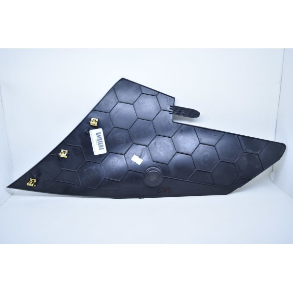 Acabamento Lateral Console Central Esquerdo Tracker 1.4 17