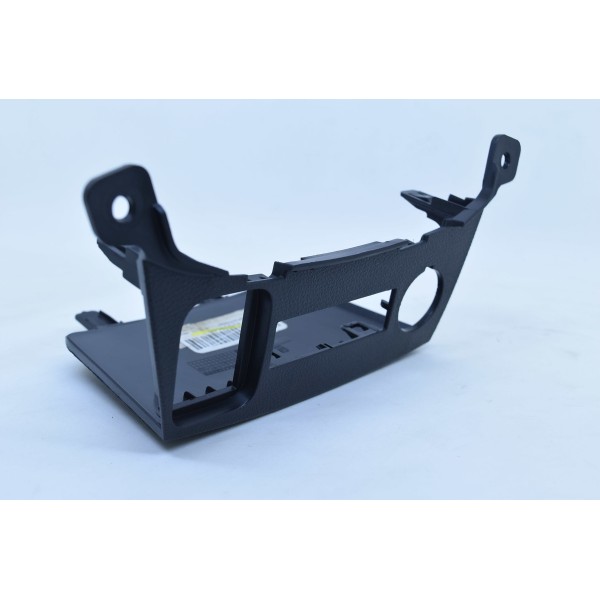 Acabamento Saida Usb Gm Tracker 1.4 Turbo 17/18