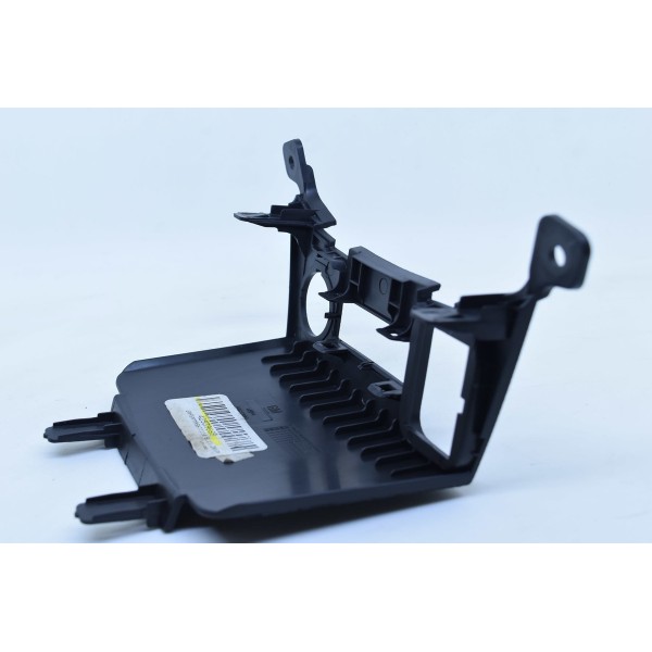 Acabamento Saida Usb Gm Tracker 1.4 Turbo 17/18