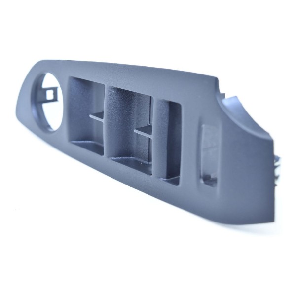 Acabamento Botao Vidro Dianteiro Esquerdo Tracker 17 Descri.