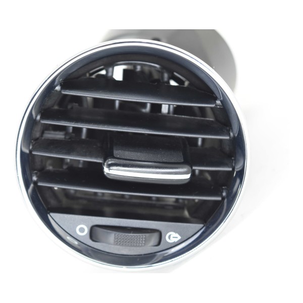 Difusor De Ar Dianteiro Direito Peugeot 3008 Thp 1.6 14