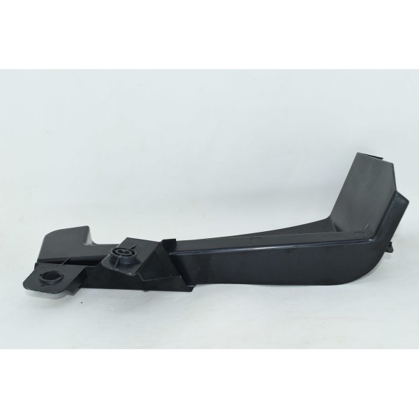 Acabamento Entrada Ar Dianteira Direita Audi Q3 2.0 2014