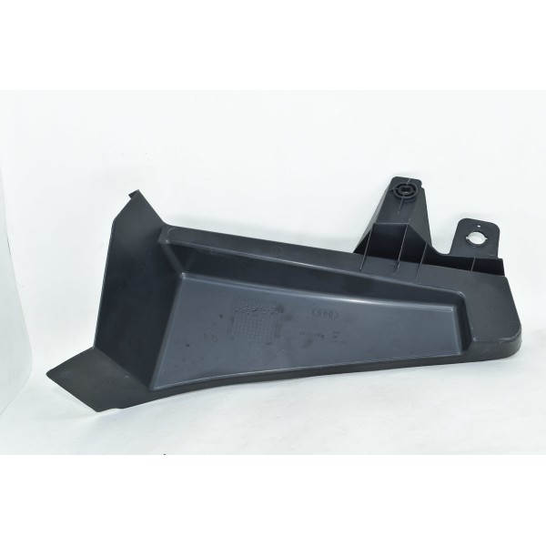 Acabamento Entrada Ar Dianteira Direita Audi Q3 2.0 2014