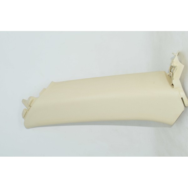 Acabamento Coluna Traseira Direita Audi Q3 2.0 Tfsi 2014