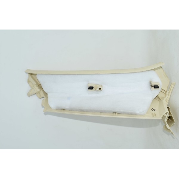 Acabamento Coluna Traseira Direita Audi Q3 2.0 Tfsi 2014