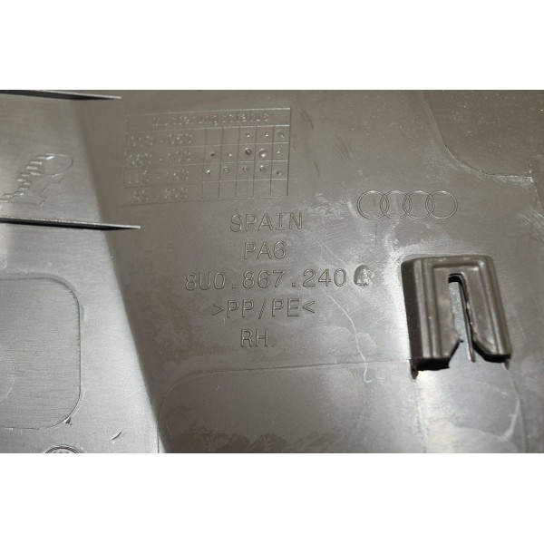 Acabamento Coluna Central Lado Direito Audi Q3 2.0 Tfsi 14