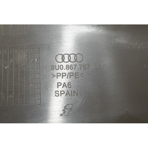 Acabamento Coluna Banco Traseiro Esquerdo Audi Q3 2.0 Tfsi