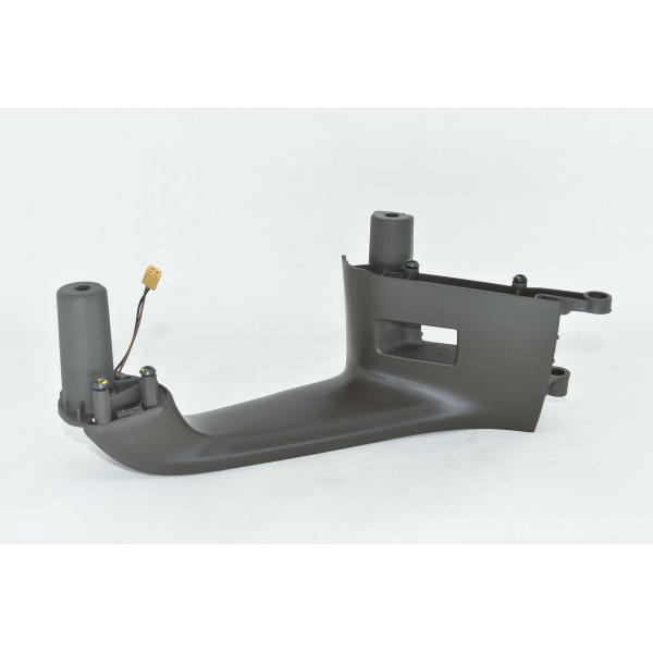 Moldura Botão Vidro Traseiro Direito Audi Q3 2.0 Tfsi 2014