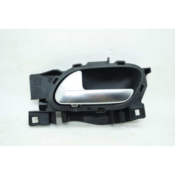 Maçaneta Interna Porta Traseira Esquerda Peugeot 2008 1.6 Preto Traseira