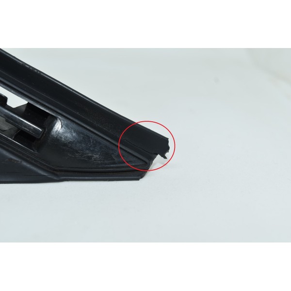 Moldura Superior Retrovisor L/ Direito Peugeot (descriçao) Preto