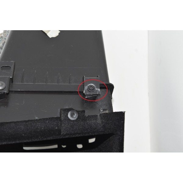 Acabamento Interno Do Porta Luvas Ds5 Thp 1.6 - Descrição