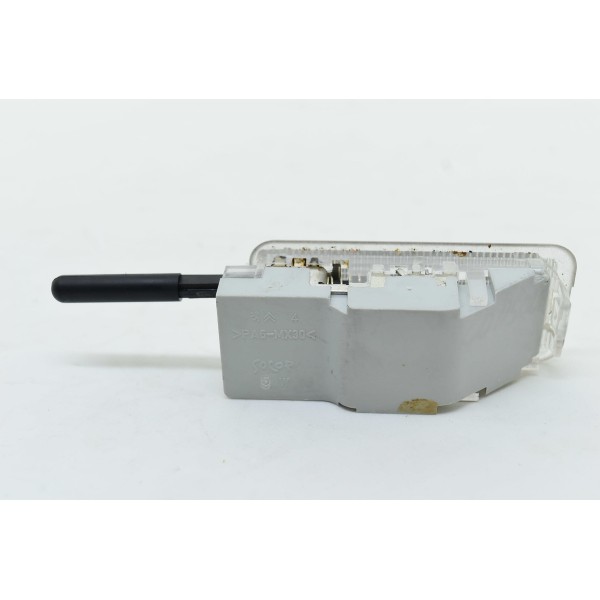 Luz De Cortesia Porta Treco Console Ds5 Thp 1.6 13/17