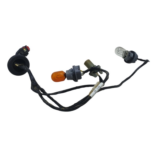 Chicote Lanterna Traseira Esquerda Onix Hatch Ltz 1.0 2020