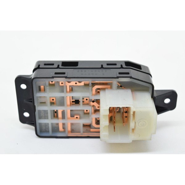 Comando Botao Regulagem Do Retrovisor Creta 2.0 17 (detalhe)