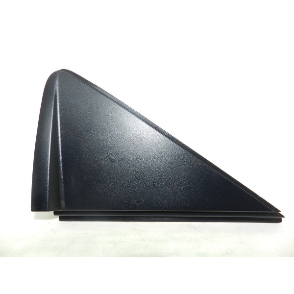 Acabamento Lateral Externo Traseiro Direito Creta (detalhe)