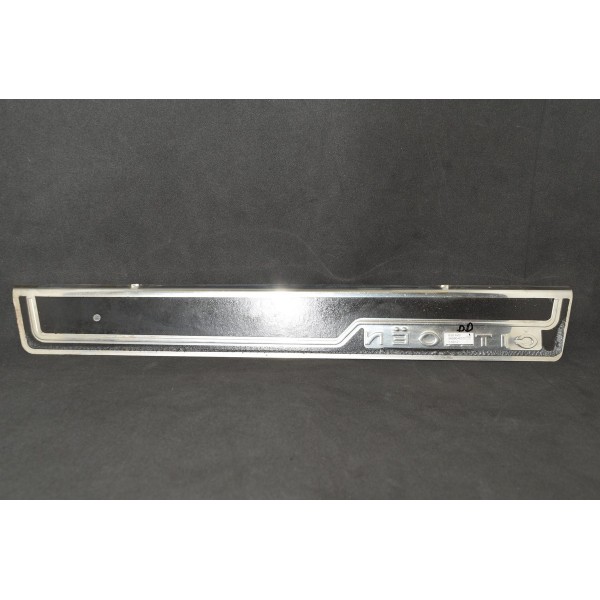 Soleira Porta Dianteira Direita Citroen C4 Picasso 2.0 2013 Prata