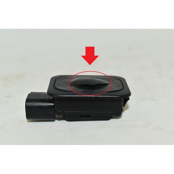 Botao De Abertura Porta Malas Fusion Titanium 2.0 (detalhe)