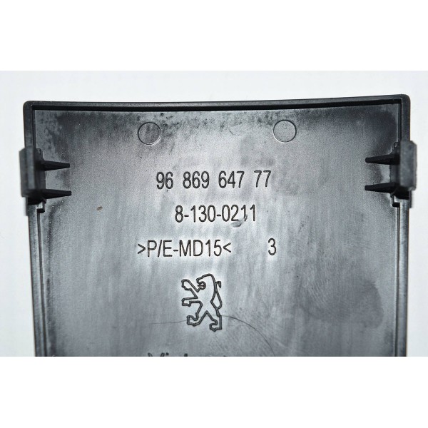 Acabamento Tampa Apoio De Braço Peugeot 3008 1.6 Thp 2012