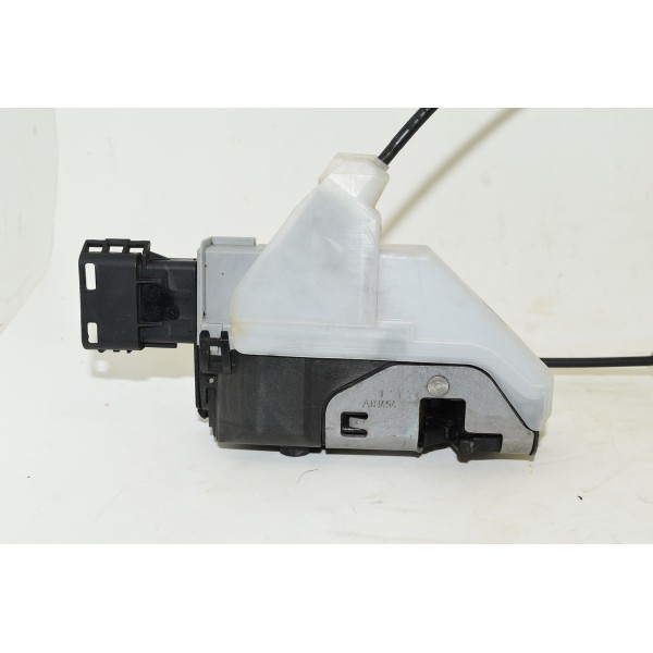 Trava Elétrica Traseira Direita Peugeot 3008 1.6 Thp 12/17