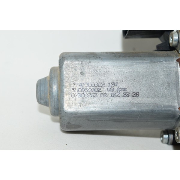 Motor Do Vidro Elétrico Dianteiro Esquerdo Vw Voyage  13/17