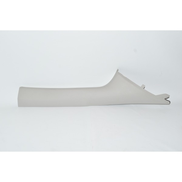 Moldura Acabamento Coluna Dianteira Direita Onix 2013/2017