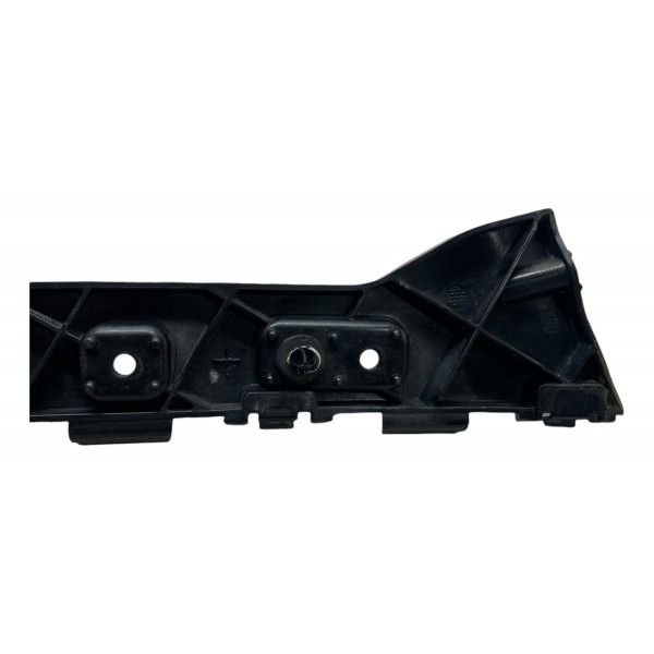 Guia Parachoque Traseiro Direito Ford Ka 1.5 Sedan 2015