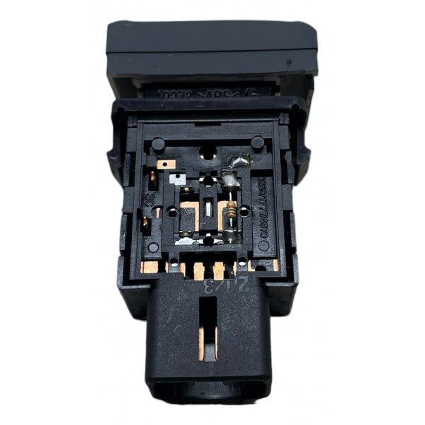 Botão Controle Tração Hyundai Elantra Gls 2.0 2013