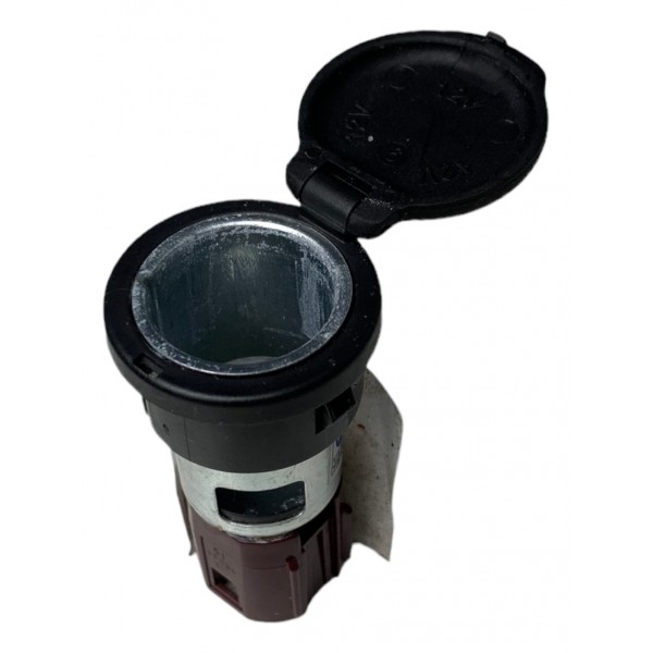 Tomada 12 Volts Gm Tracker 1.2 Turbo 2022