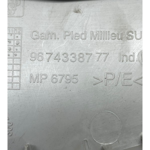 Acabamento Superior Coluna Central Direita 3008 Thp 2013