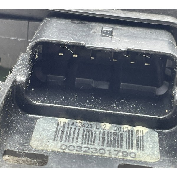 Trava Eletrica Porta Dianteira Direita 3008 1.6 Thp 2013