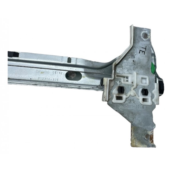 Maquina Vidro Eletrico Porta Traseira Esquerda 3008 Thp 2013