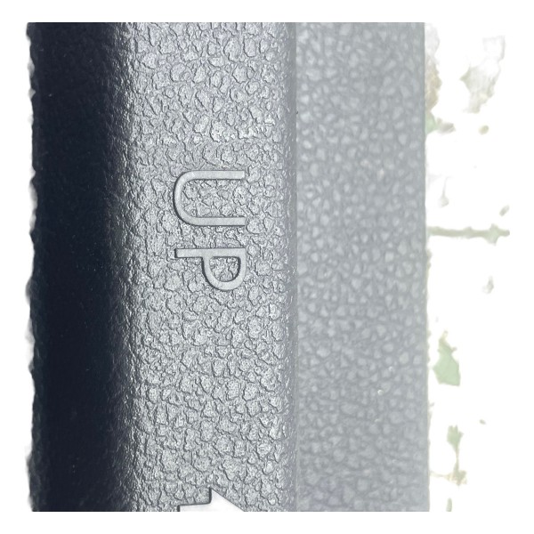 Acabamento Lanterna Traseira Direita Vw Golf Gti 2.0 15 Direito