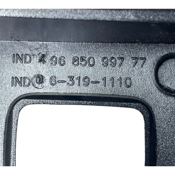 Moldura Central Multimidia Peugeot 3008 1.6 Thp 2013